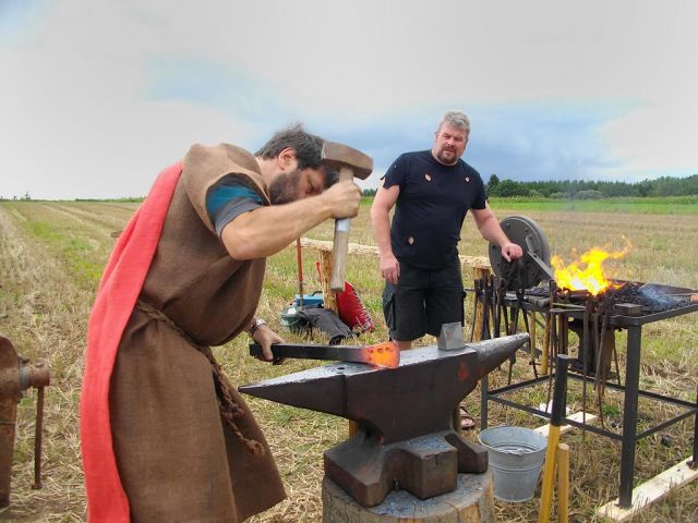 t_28_20150124_1995311469